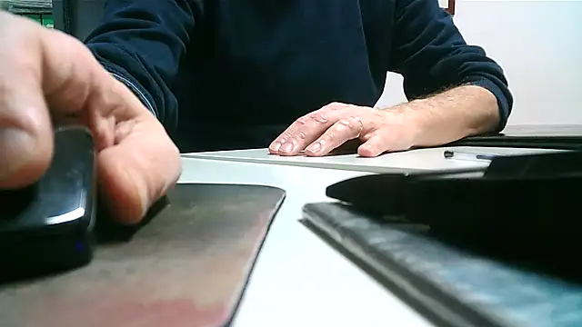 Gregcam online show from 12-03-24, 03:44