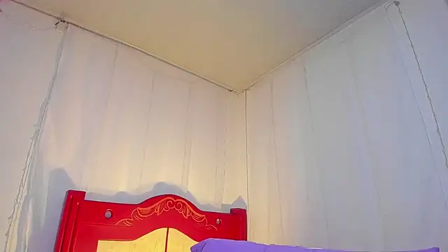 Snapshot of Lucaas_King chatting on 09-19-25, 10:05 Lucaas King online show from 09-19-25, 10:05