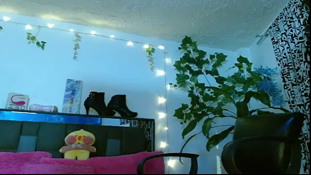 DULCE ZOE online show from 02-03-25, 05:29