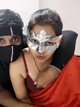 Snapshot of Harsh_Ankita_Couple chatting on 10-04-25, 05:44 Harsh Ankita Couple online show from 10-04-25, 05:44