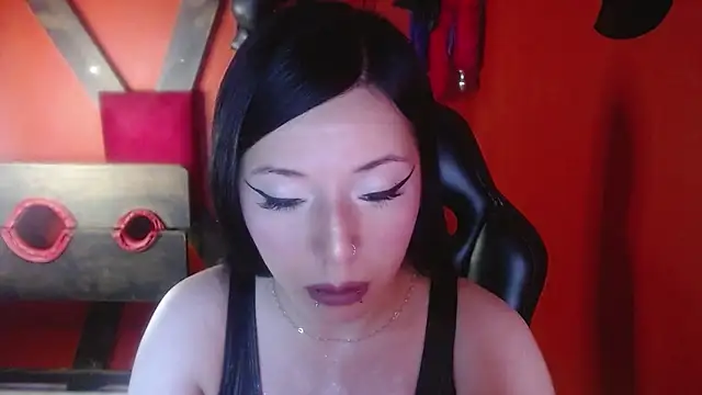 Snapshot of HannaCarrter chatting on 02-07-25, 12:06 HannaCarrter online show from 02-07-25, 12:06