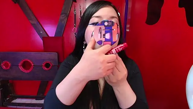 Snapshot of HannaCarrter chatting on 01-17-26, 12:32 HannaCarrter online show from 01-17-26, 12:32