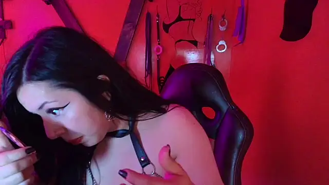 Snapshot of HannaCarrter chatting on 02-05-26, 01:05 HannaCarrter online show from 02-05-26, 01:05