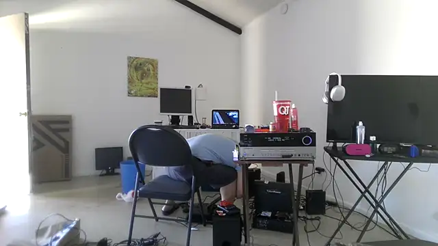 Peachestabby147 online show from 03-01-26, 09:28