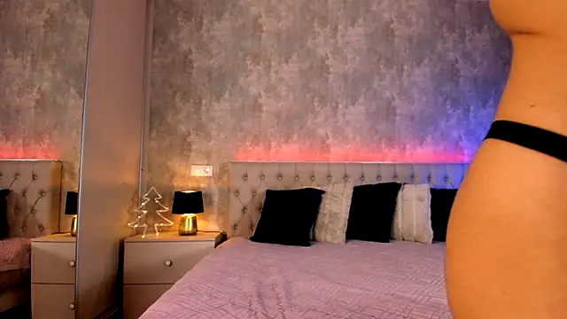 Rai Raisa online show from 11-28-25, 09:56