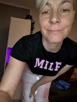 DarleenHot online show from 12-22-25, 03:31