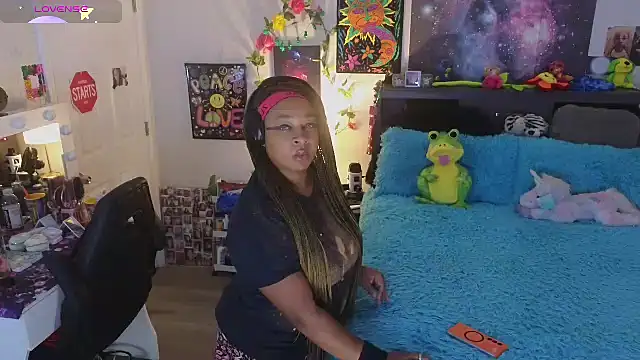 temptressbeauty24 online show from 09-29-25, 06:02