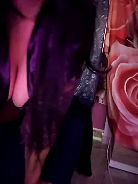 Zeina2024 online show from 11-08-25, 05:40