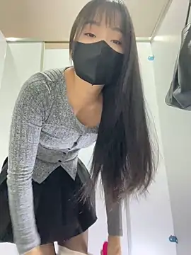 Snapshot of Asia-Lynn chatting on 03-12-25, 10:48 Asia-Lynn online show from 03-12-25, 10:48