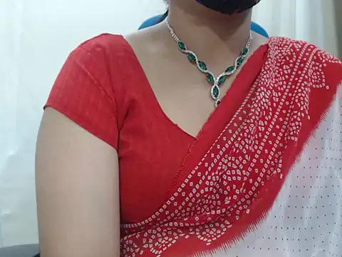 Snapshot of Lovely_Siri_23 chatting on 12-01-25, 06:35 Lovely Siri 23 online show from 12-01-25, 06:35