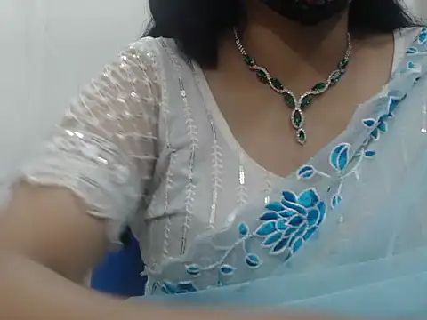 Snapshot of Lovely_Siri_23 chatting on 12-04-25, 07:22 Lovely Siri 23 online show from 12-04-25, 07:22