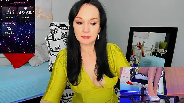 Snapshot of Sofia_Ford chatting on 02-06-26, 08:18 Sofia Ford online show from 02-06-26, 08:18