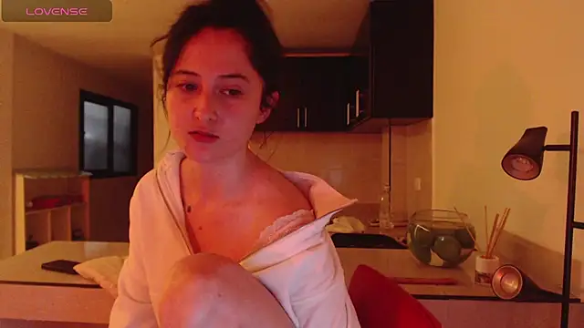 Snapshot of AlissonnFoxx chatting on 01-25-25, 01:43 AlissonnFoxx online show from 01-25-25, 01:43