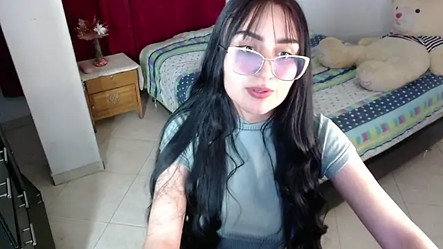 Tiffani Williams online show from 11-27-25, 11:40