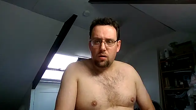 Snapshot of rdewaard81 chatting on 11-06-25, 08:04 rdewaard81 online show from 11-06-25, 08:04