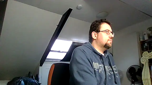 Snapshot of rdewaard81 chatting on 11-20-25, 07:41 rdewaard81 online show from 11-20-25, 07:41