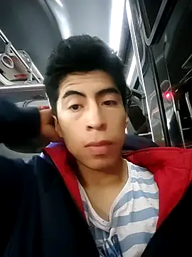 Snapshot of Alexander9827 chatting on 12-11-24, 12:02 Alexander9827 online show from 12-11-24, 12:02