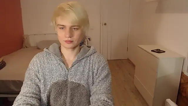 Oliver sweet  online show from 12-22-25, 01:57