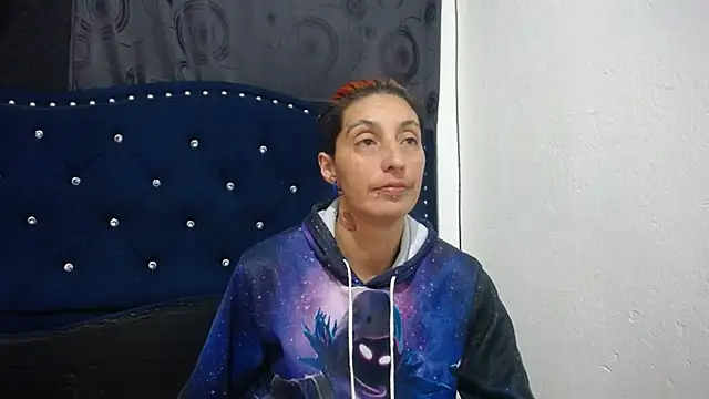 Snapshot of anyu1306 chatting on 12-16-24, 04:13 anyu1306 online show from 12-16-24, 04:13