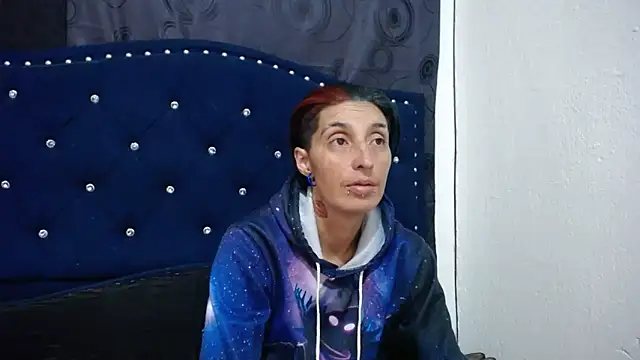 Snapshot of anyu1306 chatting on 02-19-25, 01:51 anyu1306 online show from 02-19-25, 01:51