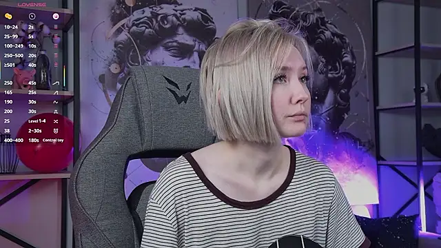 ReiYosimoto online show from 02-19-26, 03:30