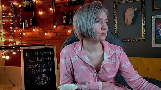 ReiYosimoto online show from 03-27-26, 11:21