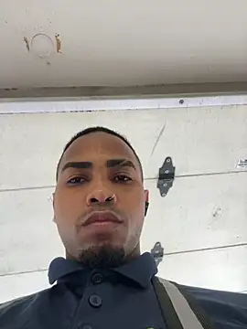 Diosn111 online show from 12-18-25, 01:06