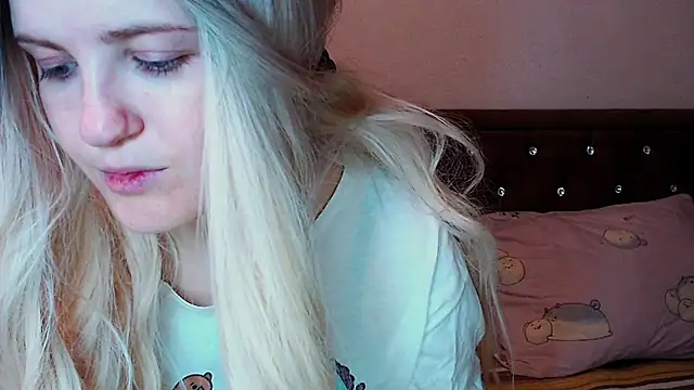 Sara4uu online show from 10-03-25, 10:29