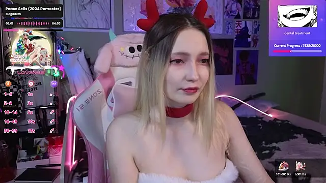 Snapshot of Evie_Ro chatting on 12-31-24, 06:46 Evie Ro online show from 12-31-24, 06:46