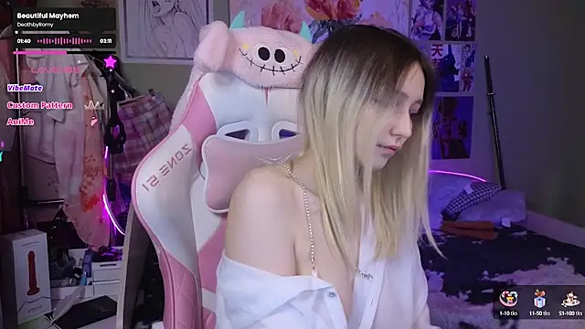 Snapshot of Evie_Ro chatting on 01-13-25, 05:12 Evie Ro online show from 01-13-25, 05:12