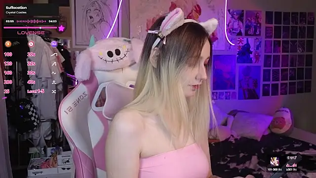 Snapshot of Evie_Ro chatting on 03-06-25, 08:16 Evie Ro online show from 03-06-25, 08:16