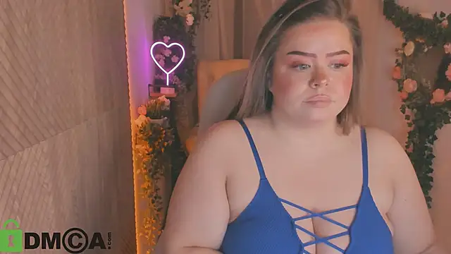 Snapshot of Sheila_queen_ chatting on 02-10-25, 01:14 Sheila queen  online show from 02-10-25, 01:14