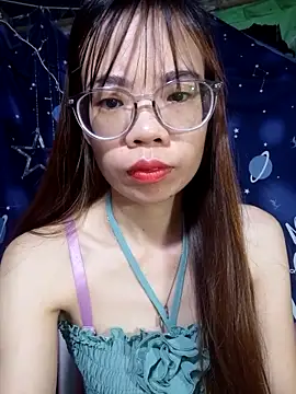   Mai-love19   online show from 10-17-25, 10:56