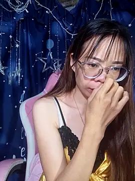   Mai-love19   online show from 11-10-25, 12:04