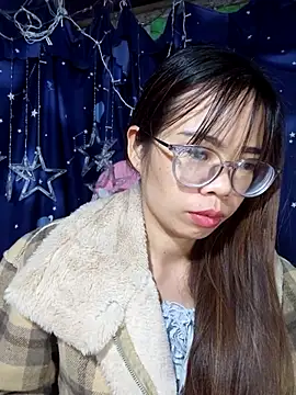   Mai-love19   online show from 12-15-25, 02:05