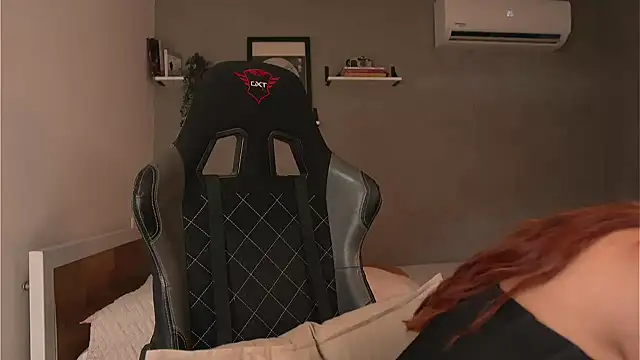 DaniDusan  online show from 03-09-25, 06:32