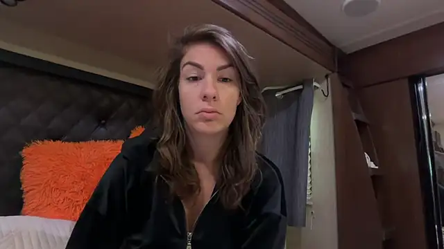 Snapshot of Milfywaysx chatting on 10-01-25, 03:07 Milfywaysx online show from 10-01-25, 03:07