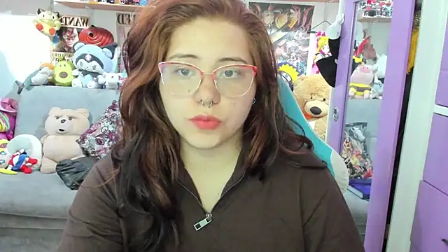 Snapshot of soficammy chatting on 11-24-25, 10:20 soficammy online show from 11-24-25, 10:20