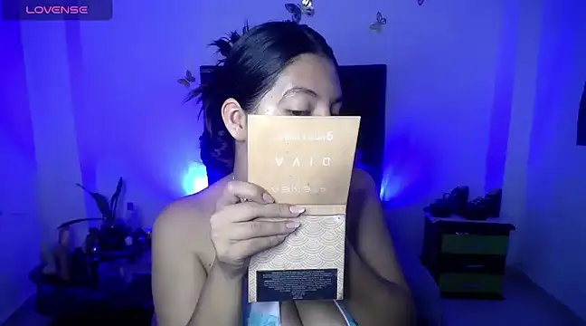 Snapshot of susan_smith18 chatting on 03-07-25, 01:29 susan smith18 online show from 03-07-25, 01:29