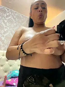 sofia xxx02 online show from 12-18-25, 12:17