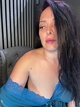 Snapshot of Kate_Joy chatting on 03-07-25, 12:15 Kate Joy online show from 03-07-25, 12:15