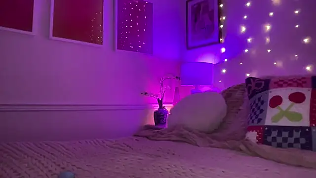 Fitnessbabe69 online show from 03-17-26, 06:50