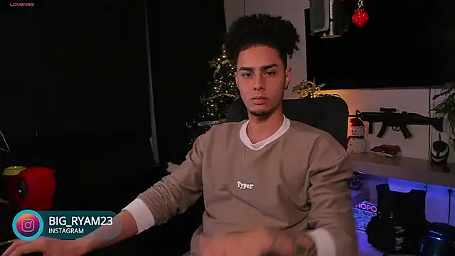 Snapshot of bigryann23 chatting on 12-13-24, 01:59 bigryann23 online show from 12-13-24, 01:59