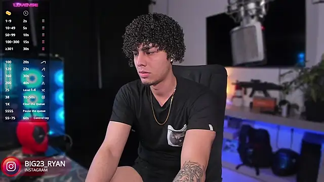 Snapshot of bigryann23 chatting on 12-22-24, 03:55 bigryann23 online show from 12-22-24, 03:55