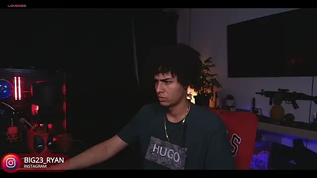 Snapshot of bigryann23 chatting on 02-08-25, 03:30 bigryann23 online show from 02-08-25, 03:30