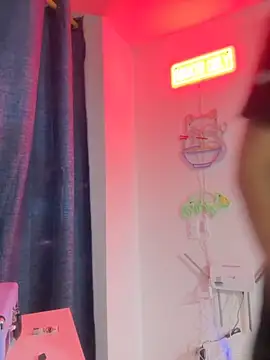 Snapshot of bigryann23 chatting on 10-24-25, 10:22 bigryann23 online show from 10-24-25, 10:22